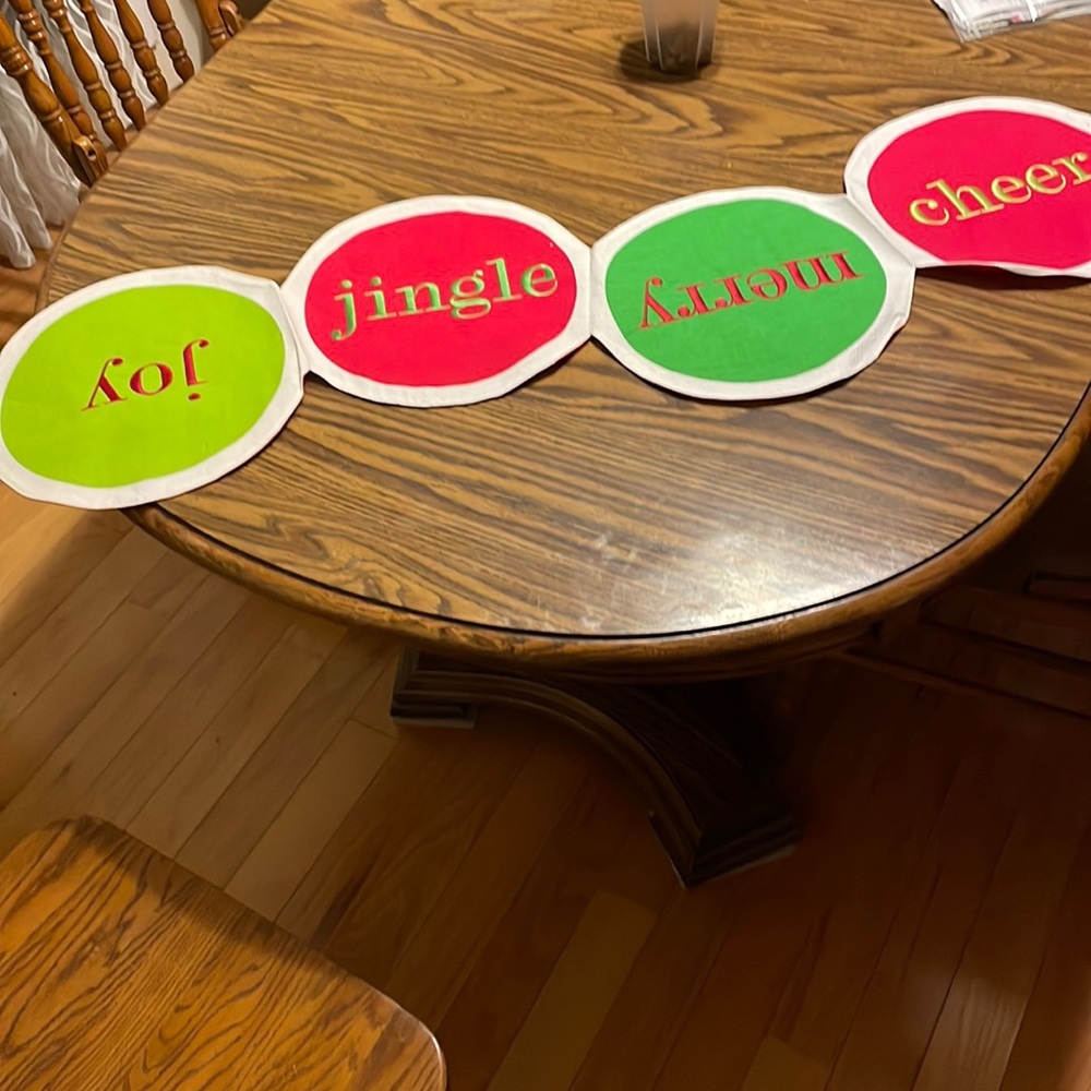 Christmas table runner